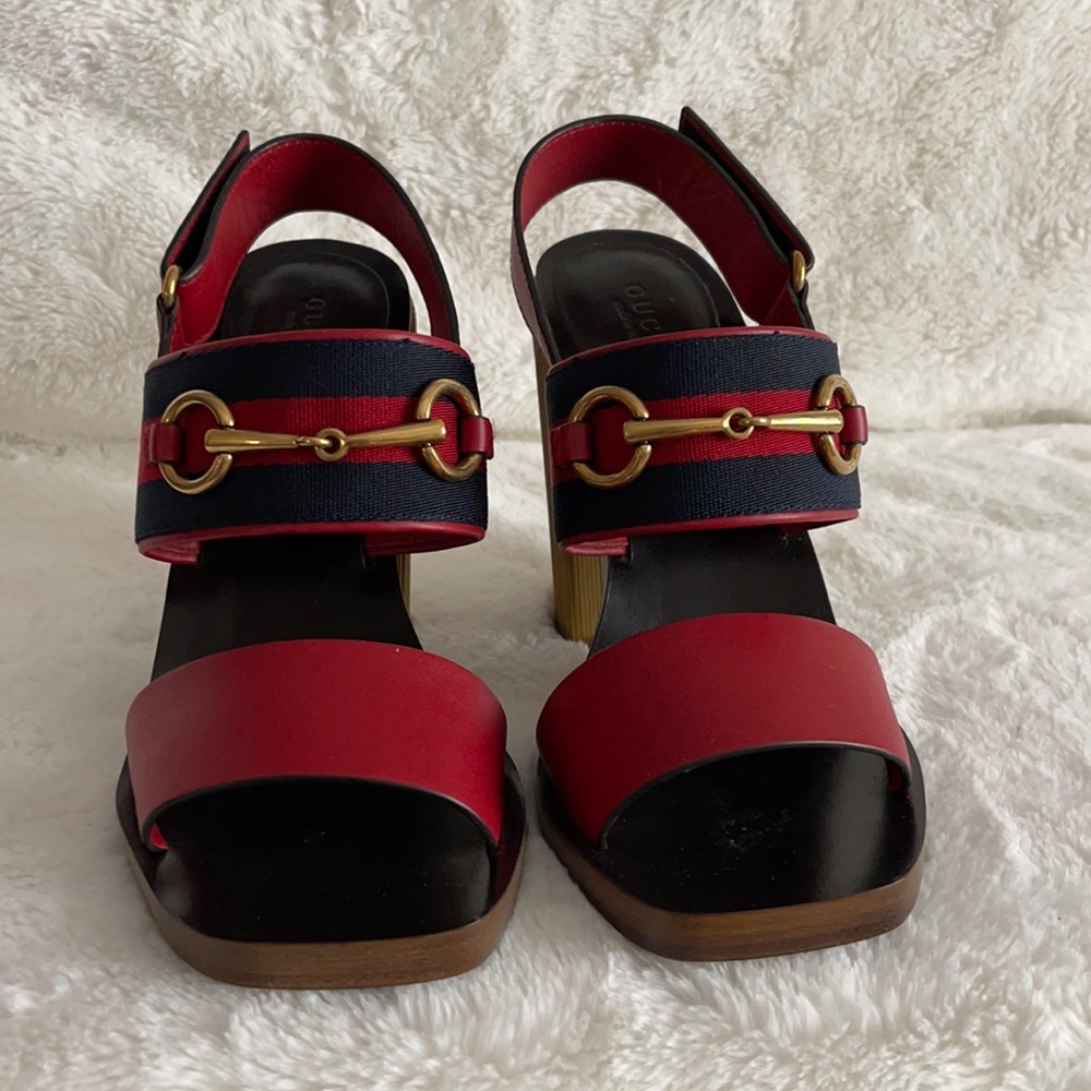 Gucci Leather Slingback Sandals